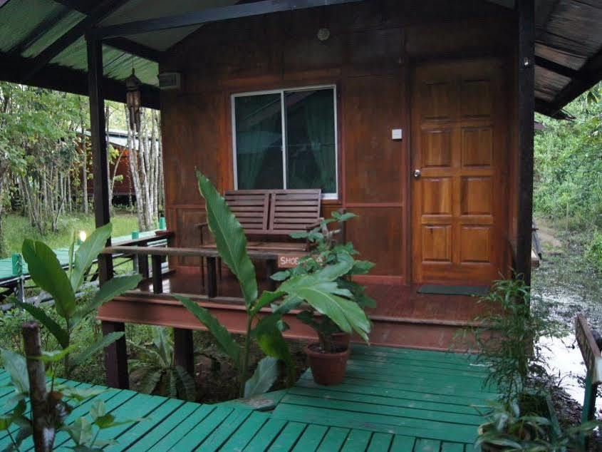 Tanini Kinabatangan Formerly Known As Nature Lodge Kinabatangan Bilit Exteriör bild